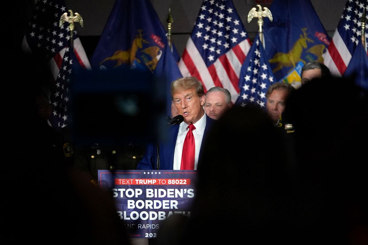 Trump will go after Biden on the border and crime in a visit to ...