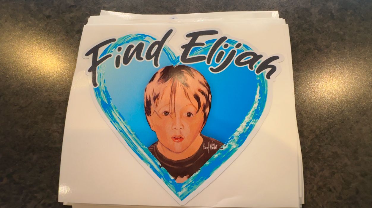 Two Rivers rallies to help find Elijah Vue