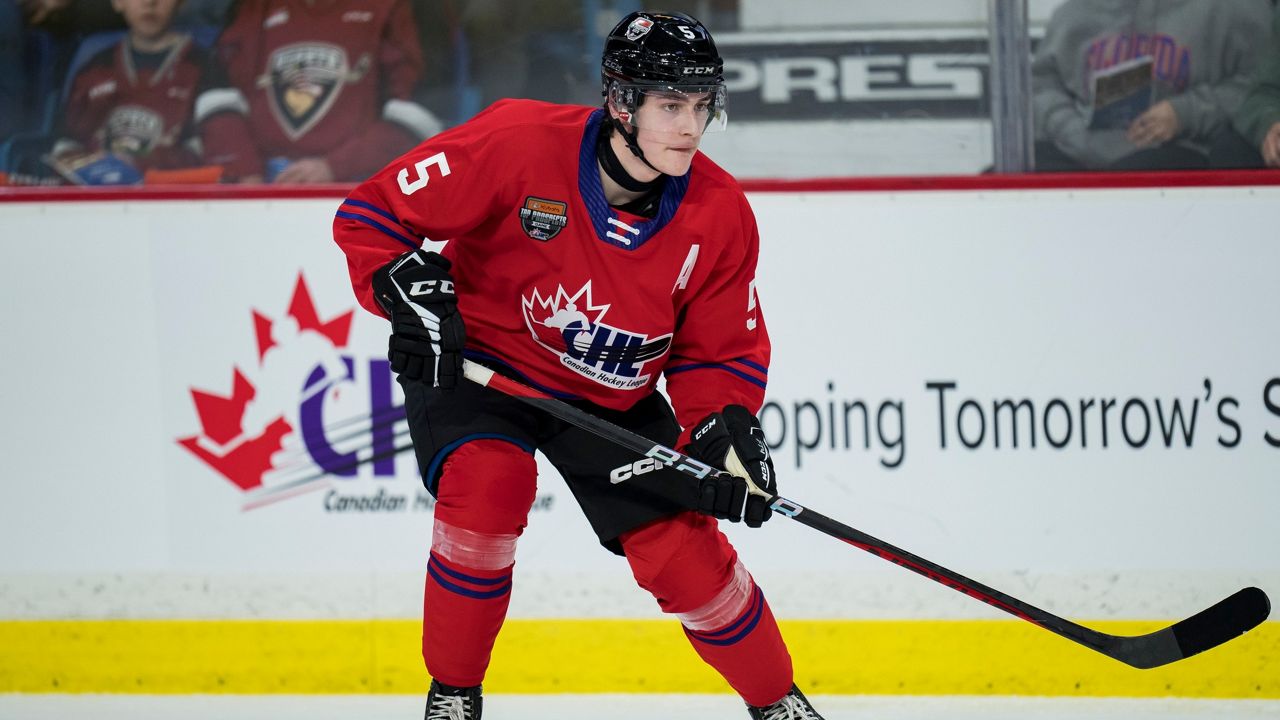 NHL Draft Class / Dan Marr, Director of NHL Central Scouting; Players to  Watch list