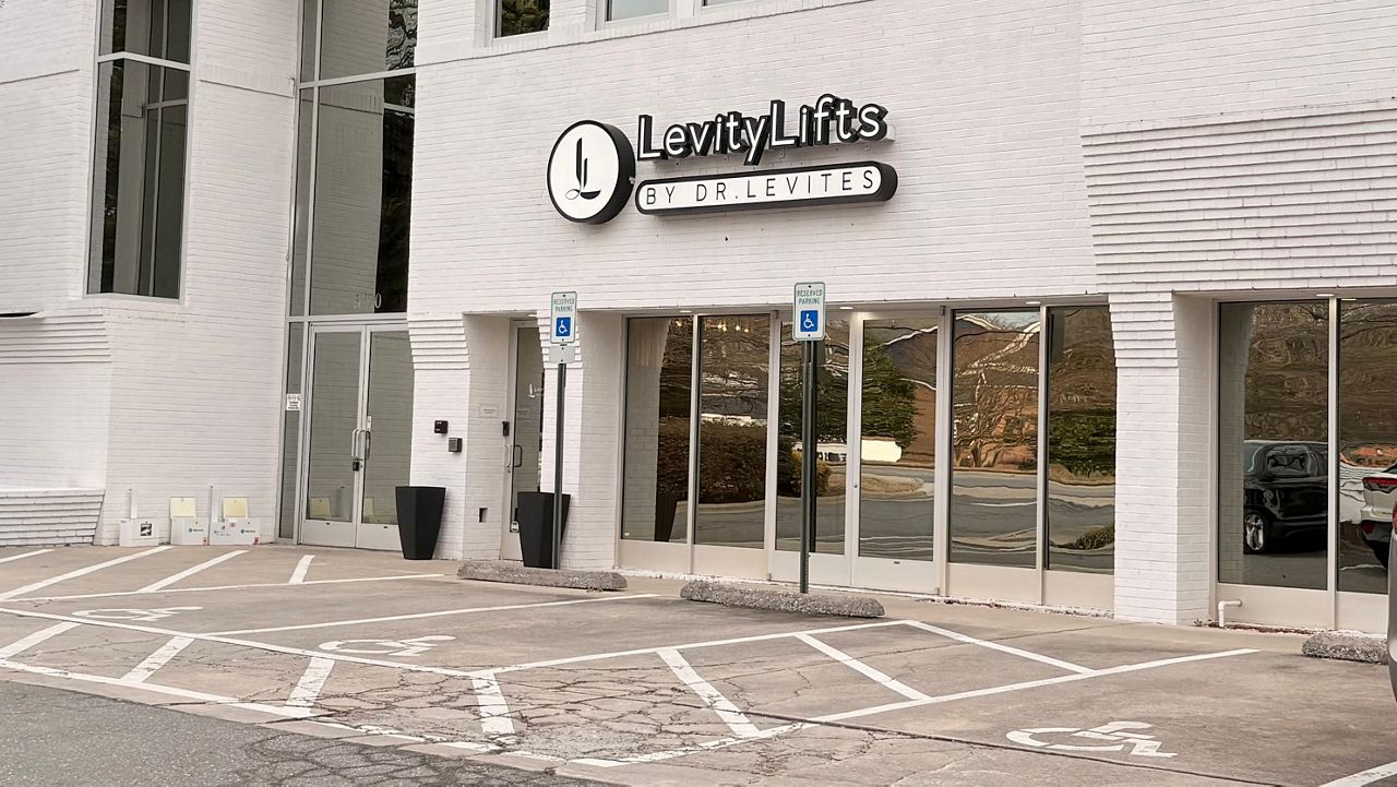 'Fact vs. fiction': Plastic surgeon weighs in on weight-loss drug mass marketing