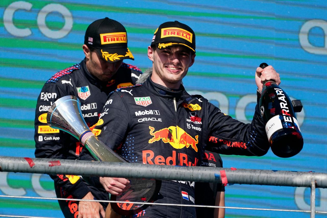 Verstappen wins F1 U.S. Grand prix, extends title chase lead