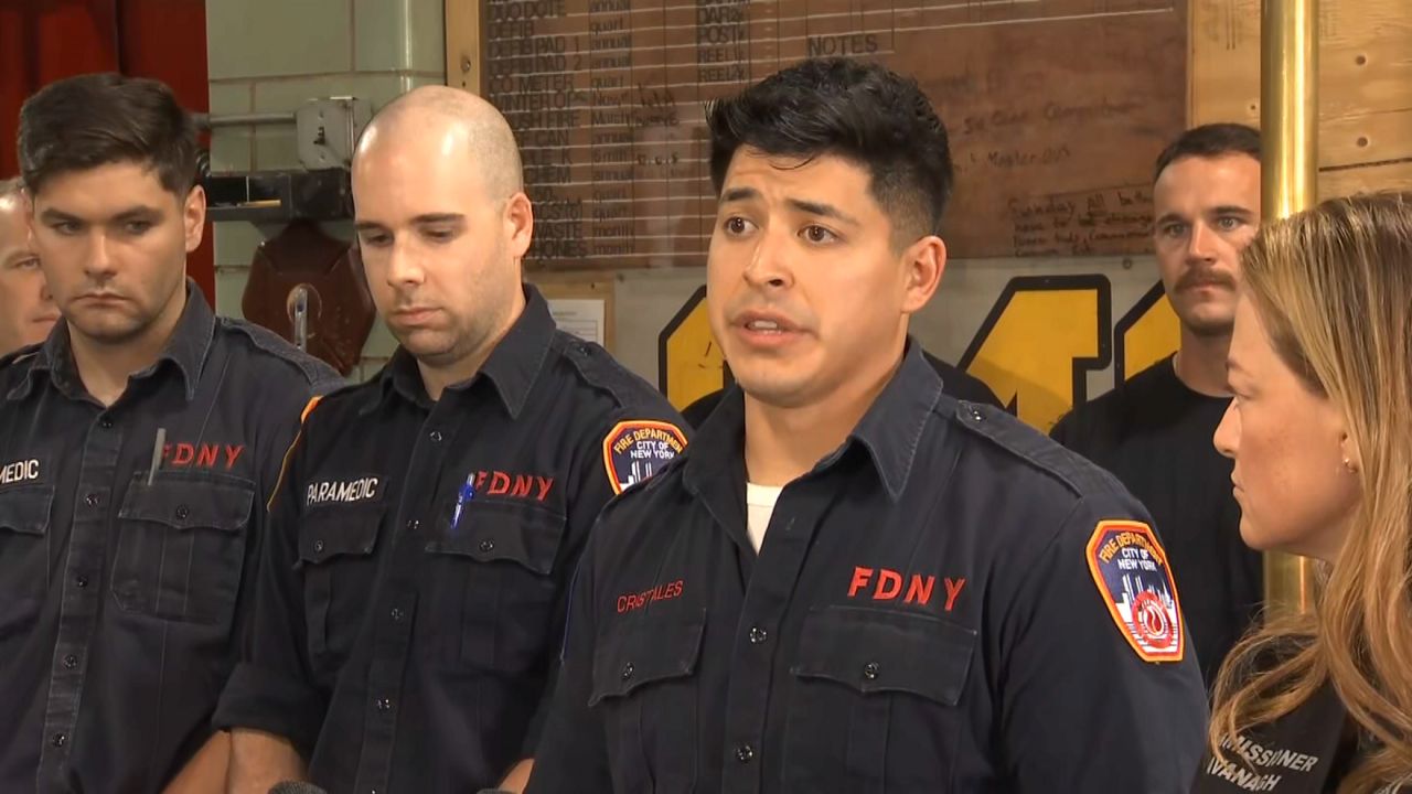 Off-duty firefighter hailed a hero