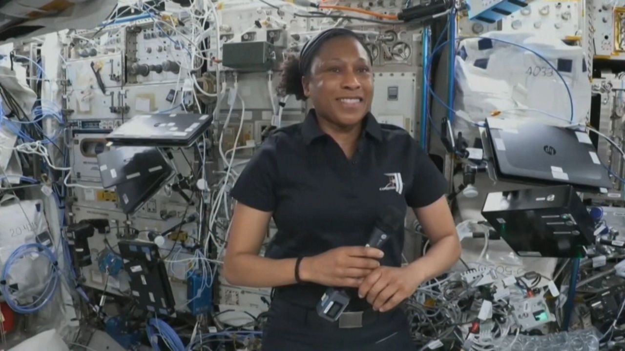 Jeanette Epps in space