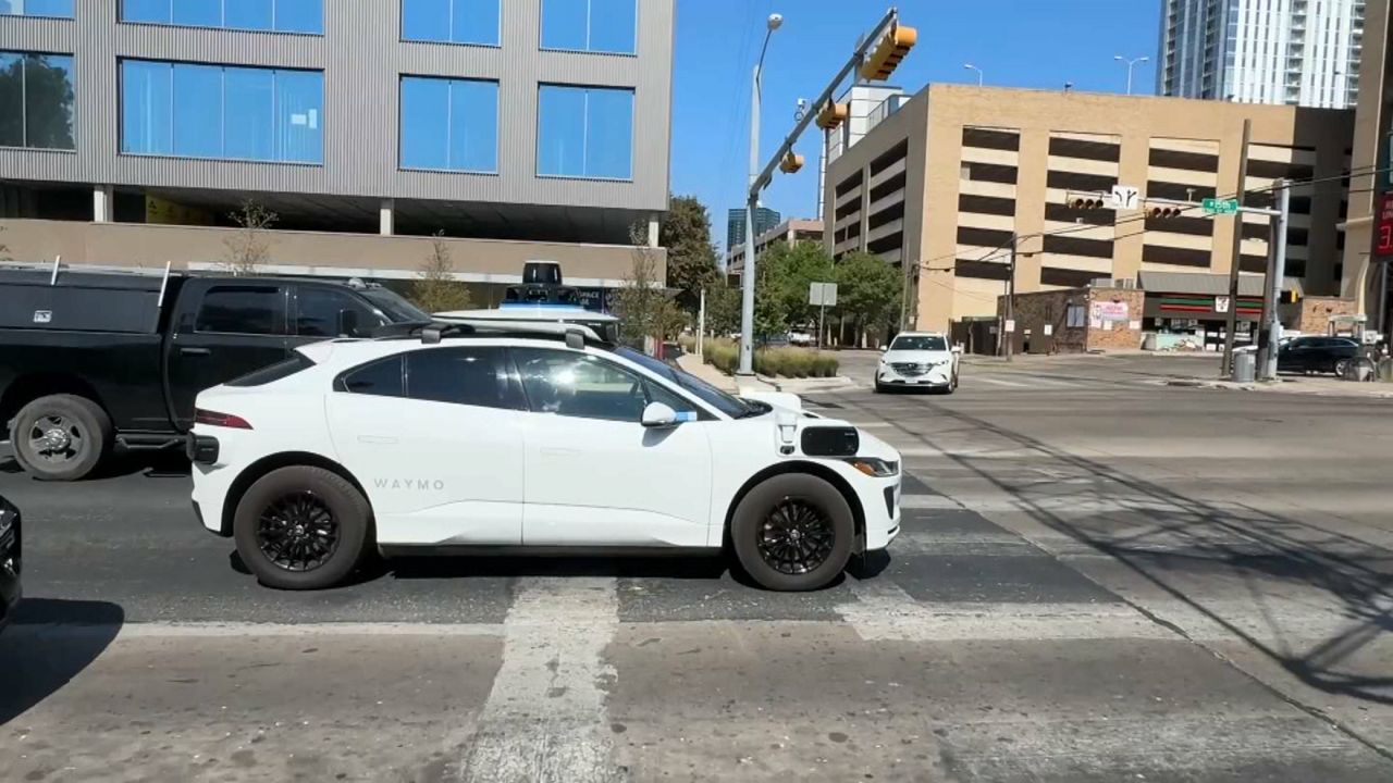 NYC rideshare drivers worry Hochul's robotaxi proposal will kill jobs