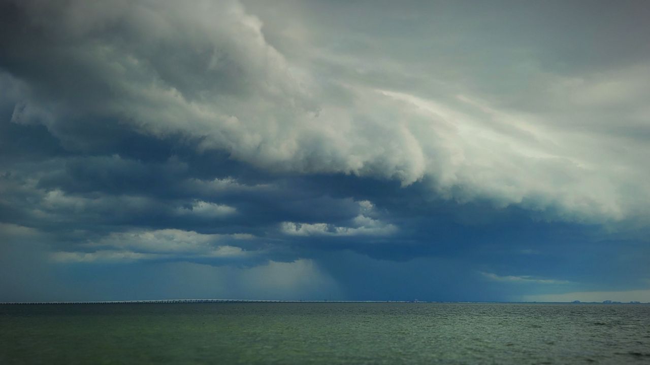 Severe weather by Courtney Campbell Causeway (Photo: DaMar Brown)