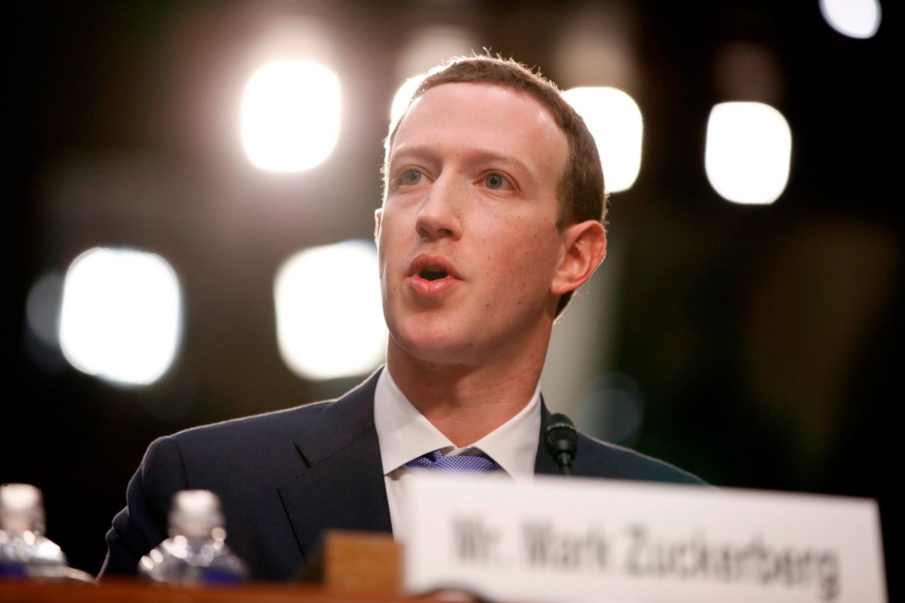 Facebook developer conference kicks off amid scandal