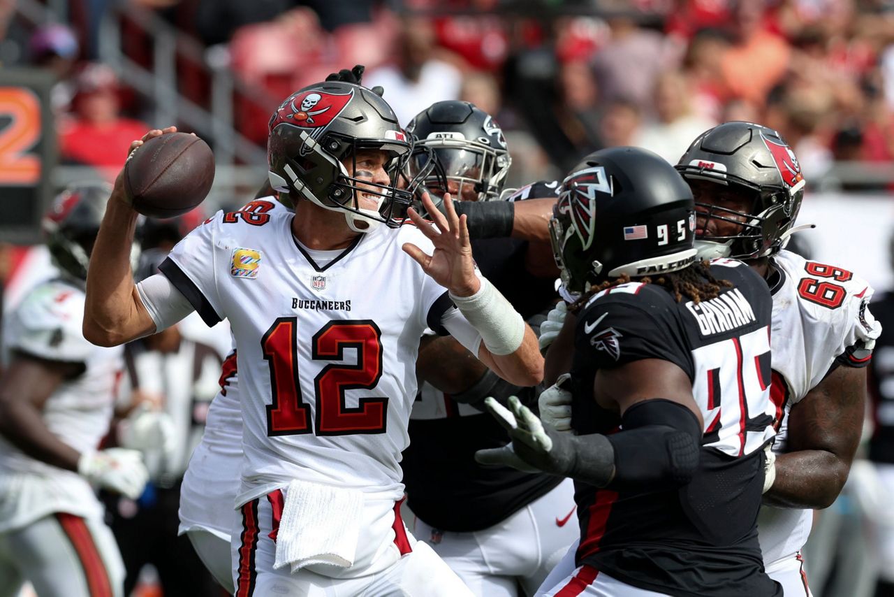 Jarrett's roughing the passer call perplexes Falcons, fans