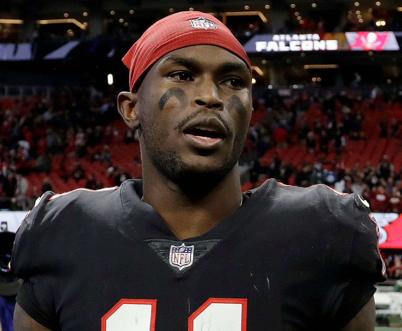 AP source: Falcons won't offer WR Jones new deal this year