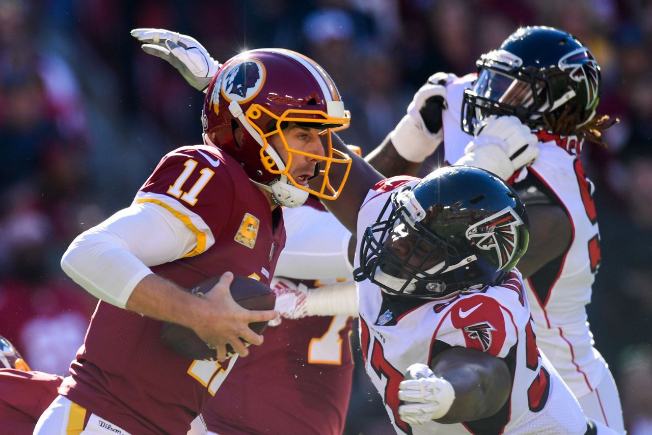 Redskins vs Falcons Injury Update: Shawn Lauvao leaves game with