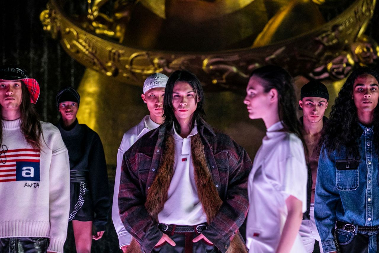 Alexander Wang heads to Rockefeller Plaza for al fresco show