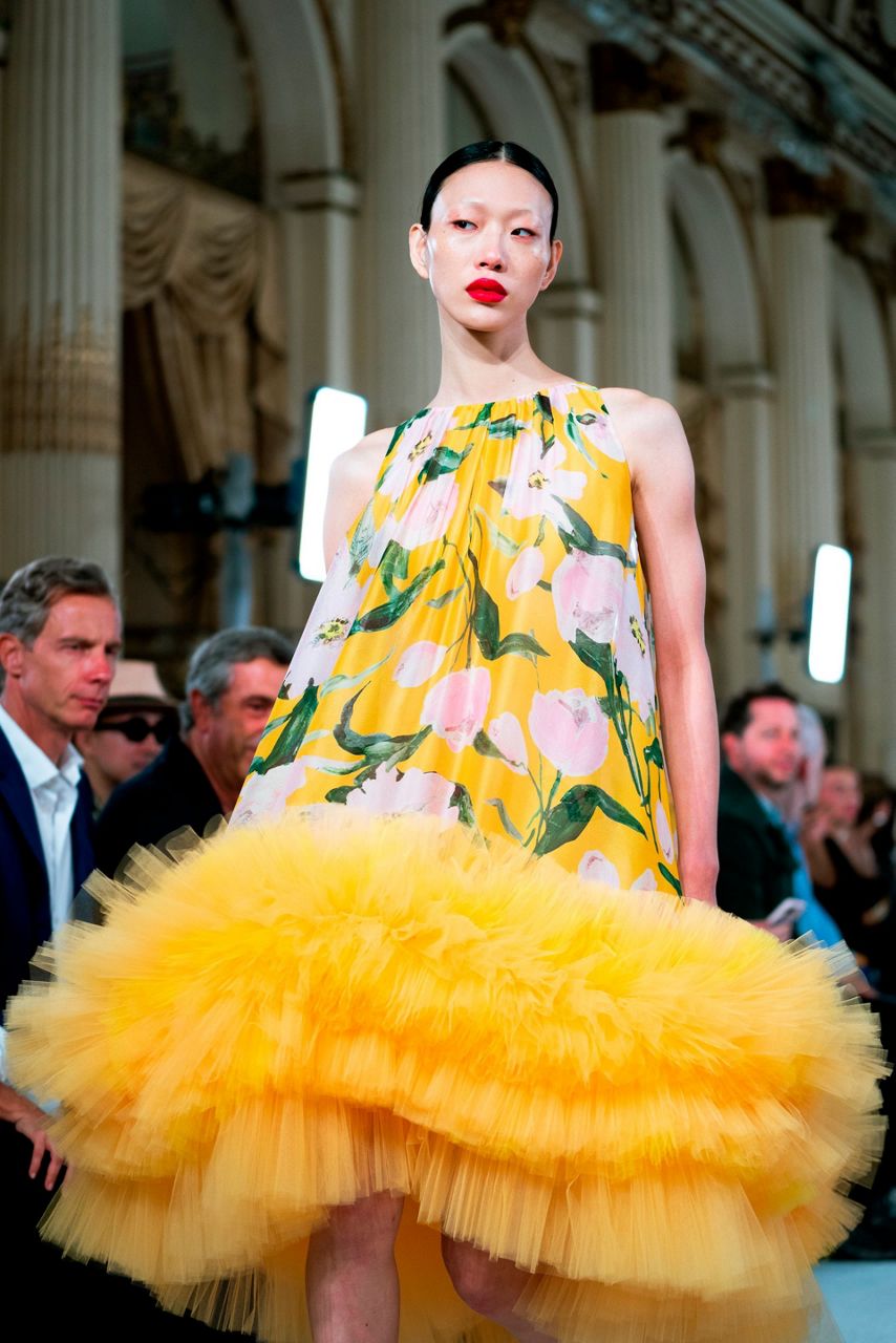 Carolina Herrera unveils secret garden at NY Fashion Week