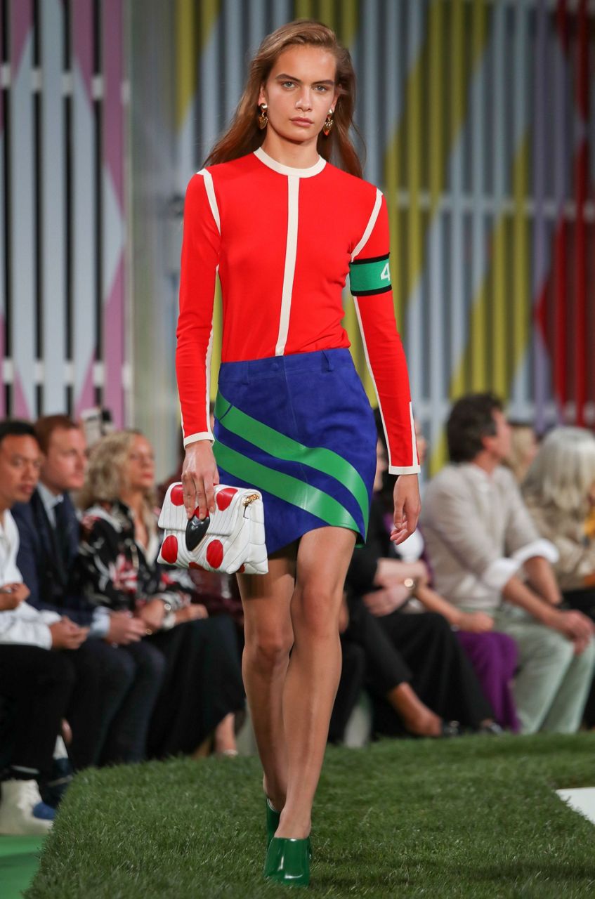 Escada honors the high-energy horse that gave it the name