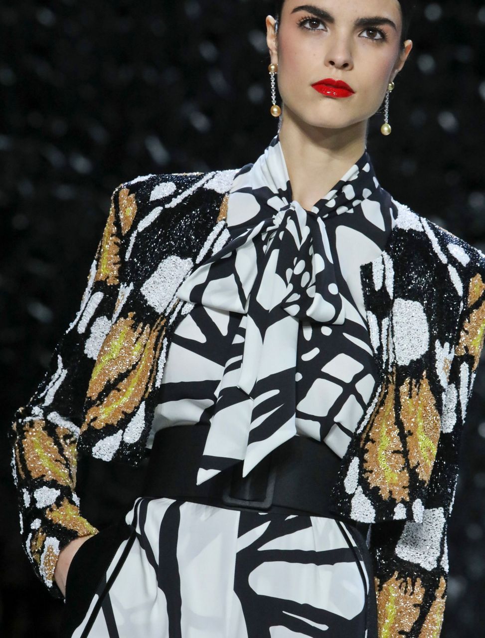 Naeem Khan creates an ode in color, black to '70s New York