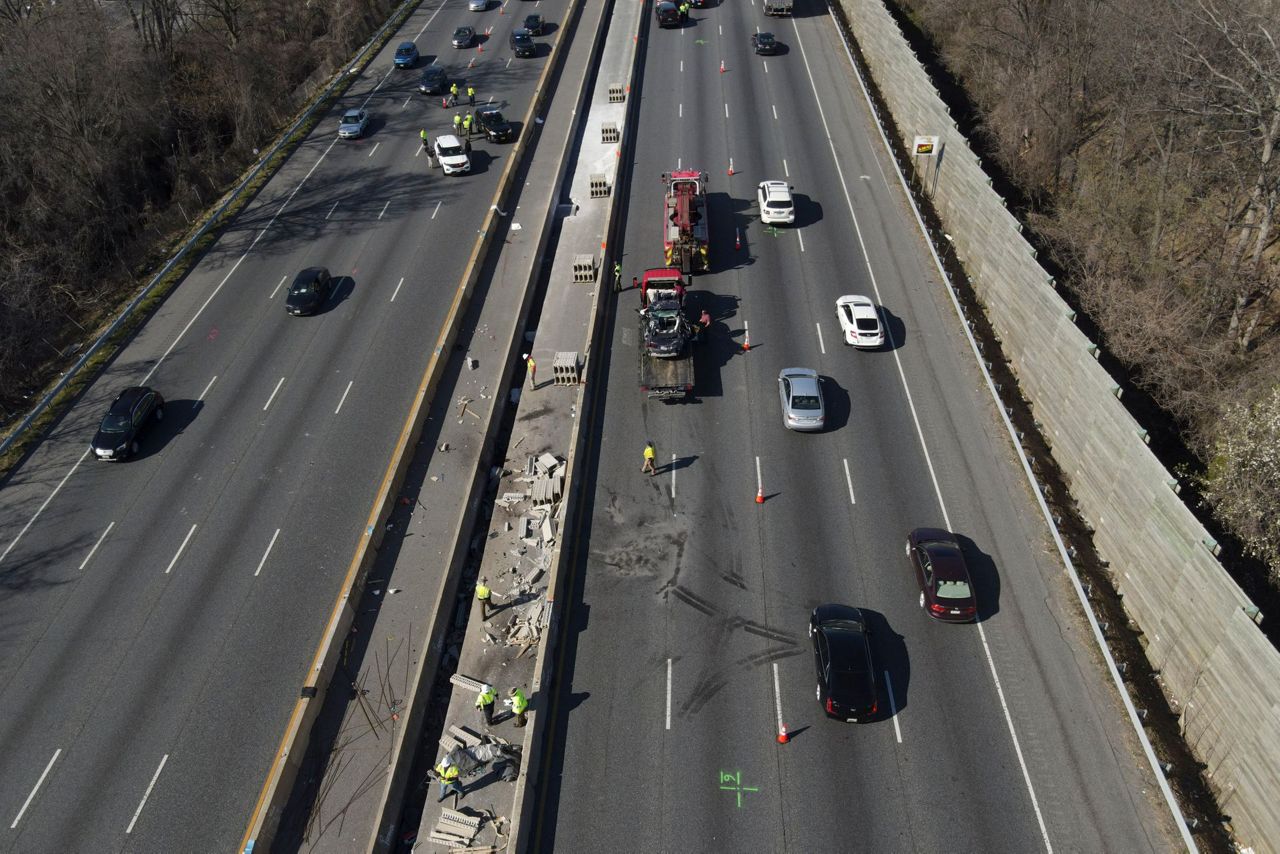 Police: 6 dead after work-zone crash on Baltimore Beltway
