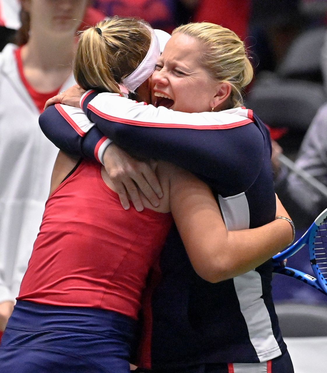 Sofia Kenin helps US beat Switzerland 3-1 in Fed Cup