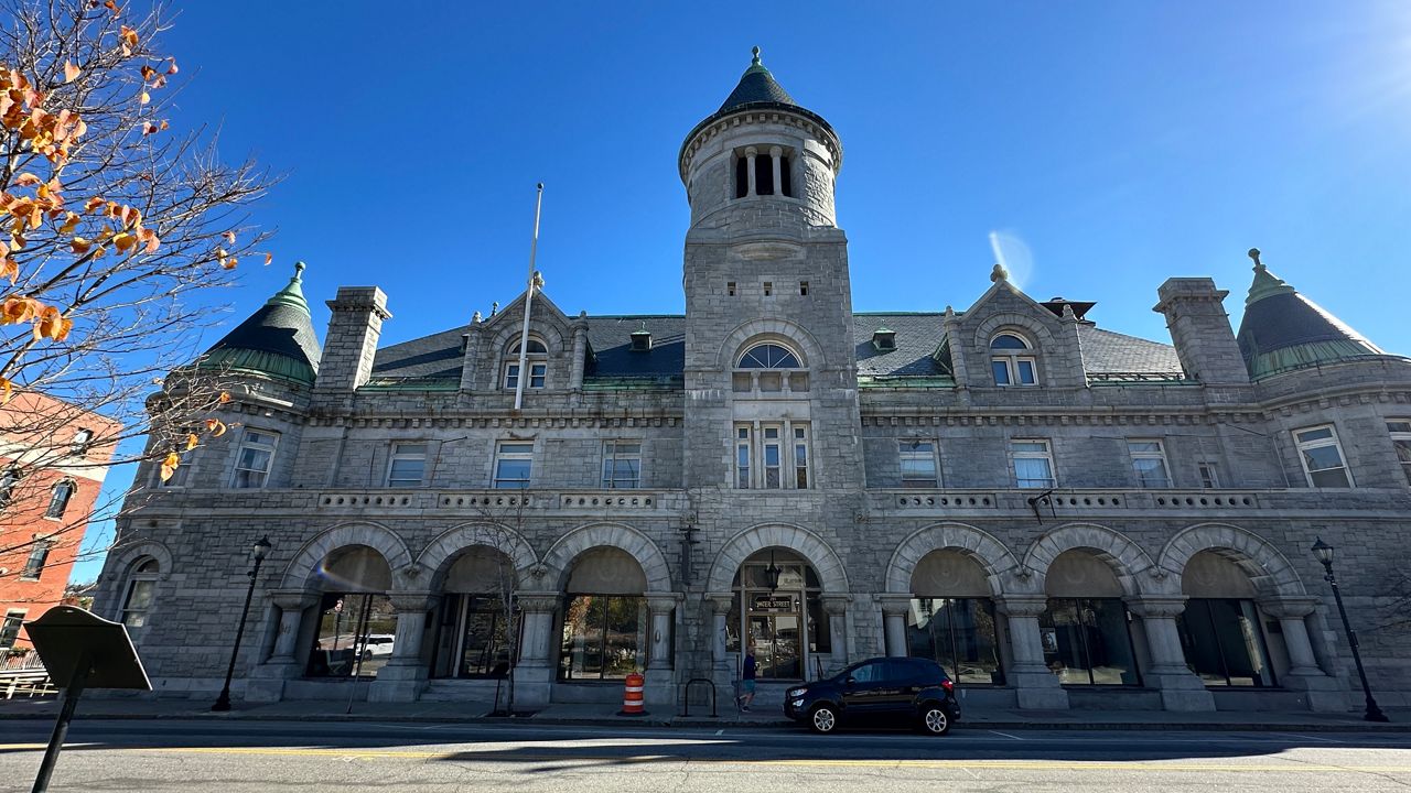 Federal building