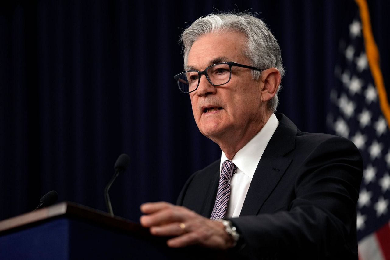 Persistently high inflation is causing a split among Federal Reserve ...