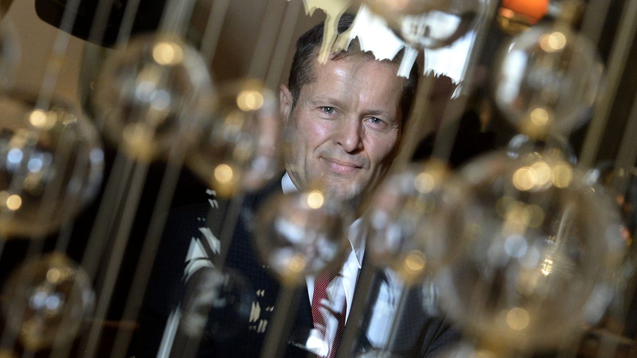 Hungarian physicist Ferenc Krausz poses for a photo, Oct. 22, 2015, in Munich, Germany. The Nobel Prize in physics has been awarded on Tuesday, Oct. 3, 2023 to Pierre Agostini, Ferenc Krausz and Anne L’Huillier for looking at electrons in atoms by the tiniest of split seconds. (Tamas Kovacs/MTI via AP, File)