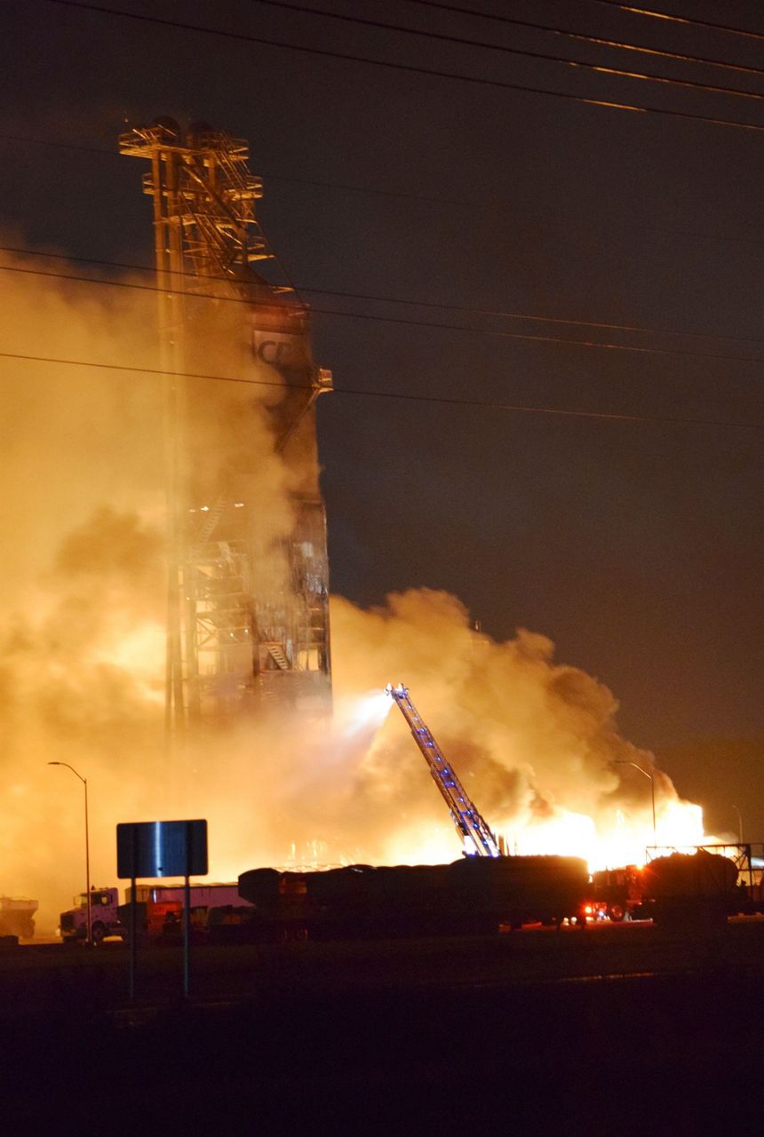 3 injured in fire that destroyed Nebraska fertilizer plant