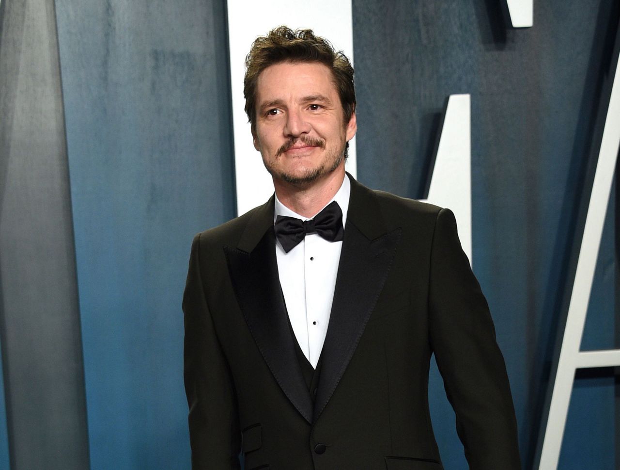 Pedro Pascal dons different armor for ‘Wonder Woman1984’