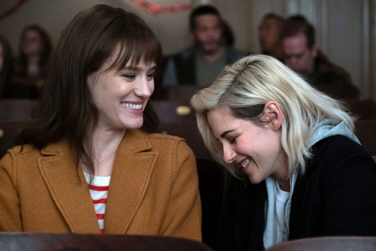 Review: A breezy, lighthearted rom-com in ‘Happiest Season’