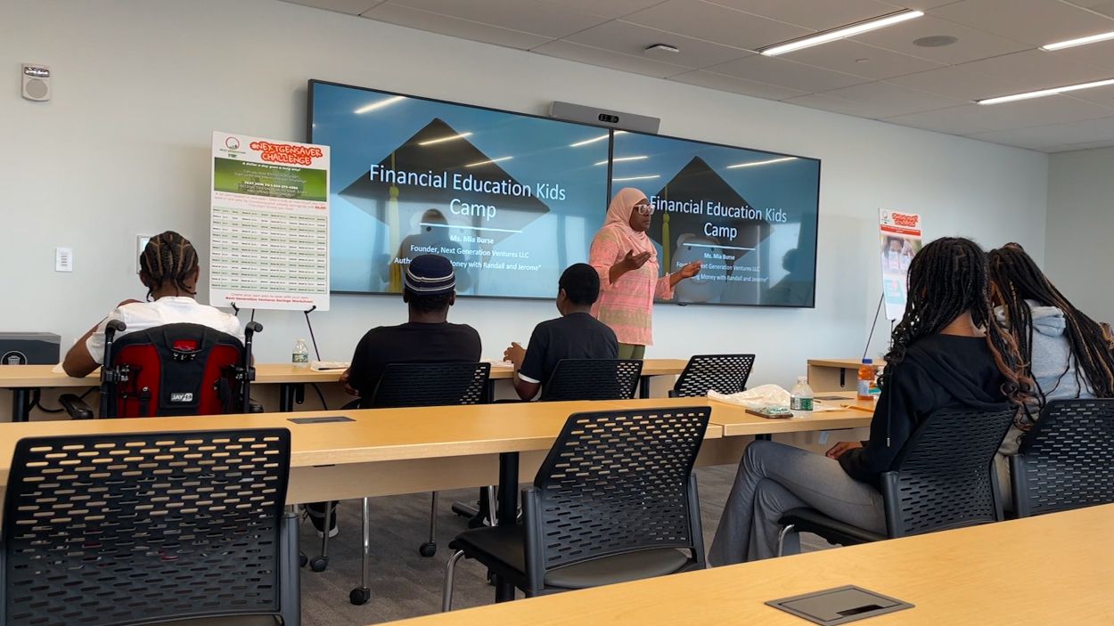 Inside the classroom of a financial literacy class. (Spectrum News 1 file photo)