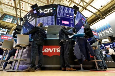 Levi Strauss readies for prime time in the public markets