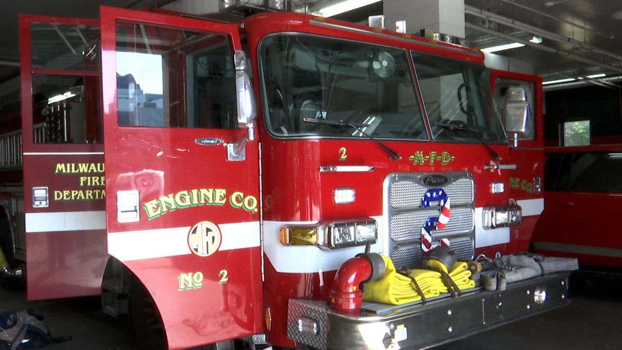 Now Hiring Milwaukee Fire Dept Accepting Applications 0260