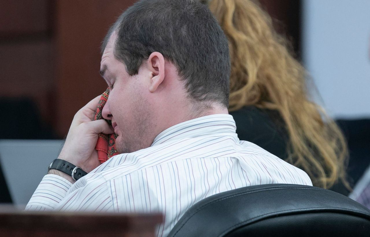 Grandmother of dad who killed 5 kids asks to spare his life