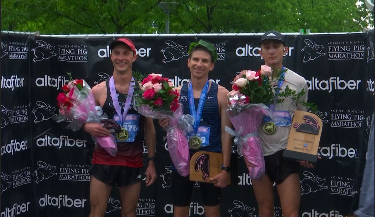 Despite storms, Flying Pig Marathon runs without delay