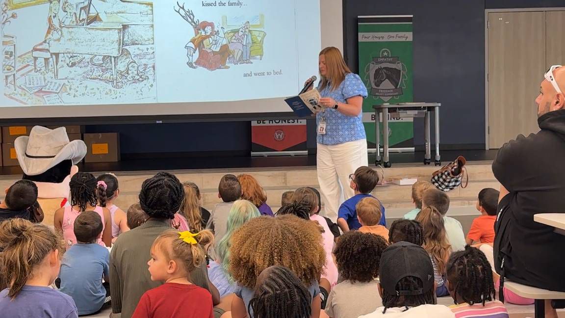 School districts find creative ways to keep students reading over the summer