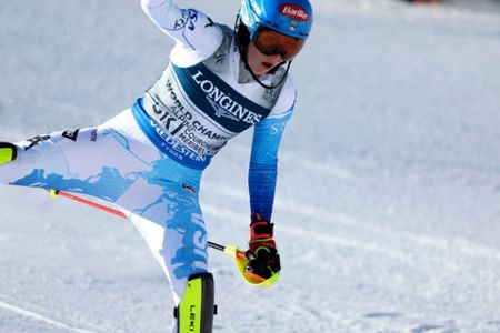 Shiffrin rules out racing downhill super G next at worlds