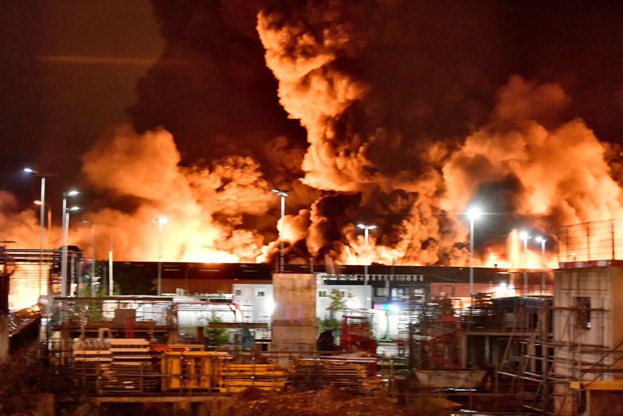 Крупная химическая авария. Сучжоу Китай химическая авария 1978. Взрыв на химическом заводе. Пожары на промышленных предприятиях.