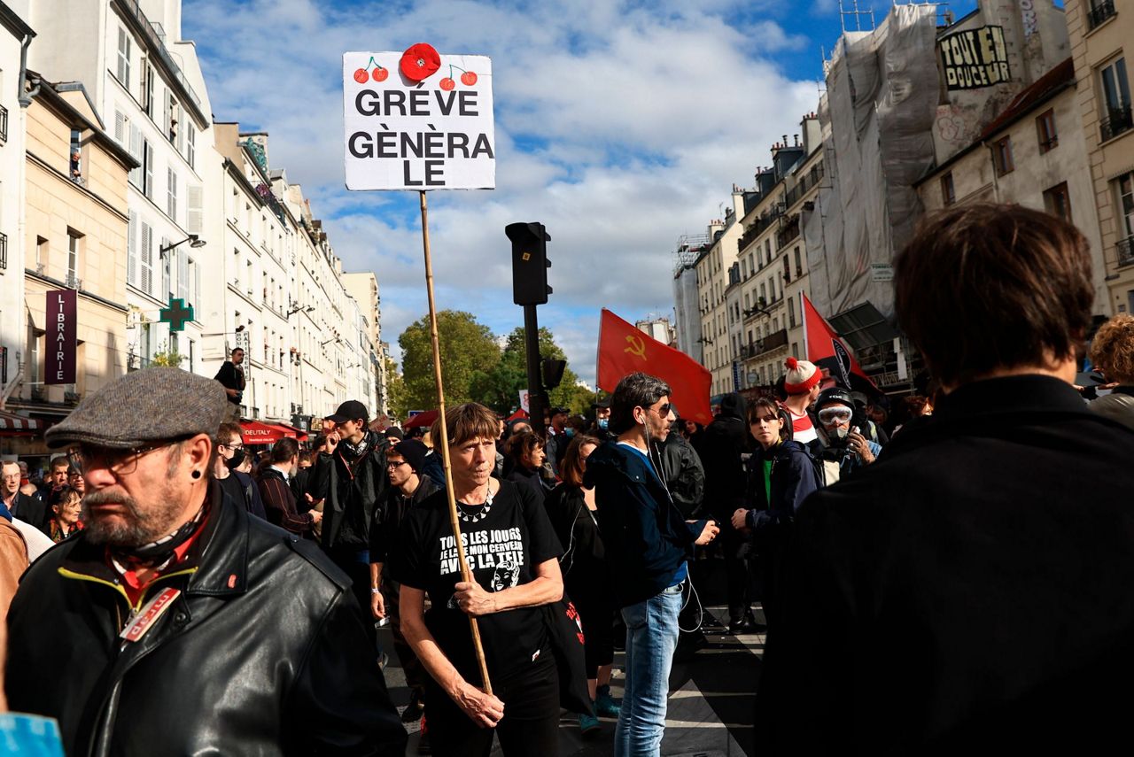 March against inflation turns up political heat in France