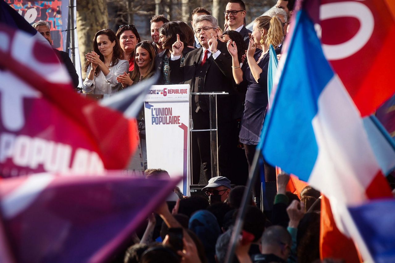 French Leftist Melenchon Rallies Before Presidential Vote