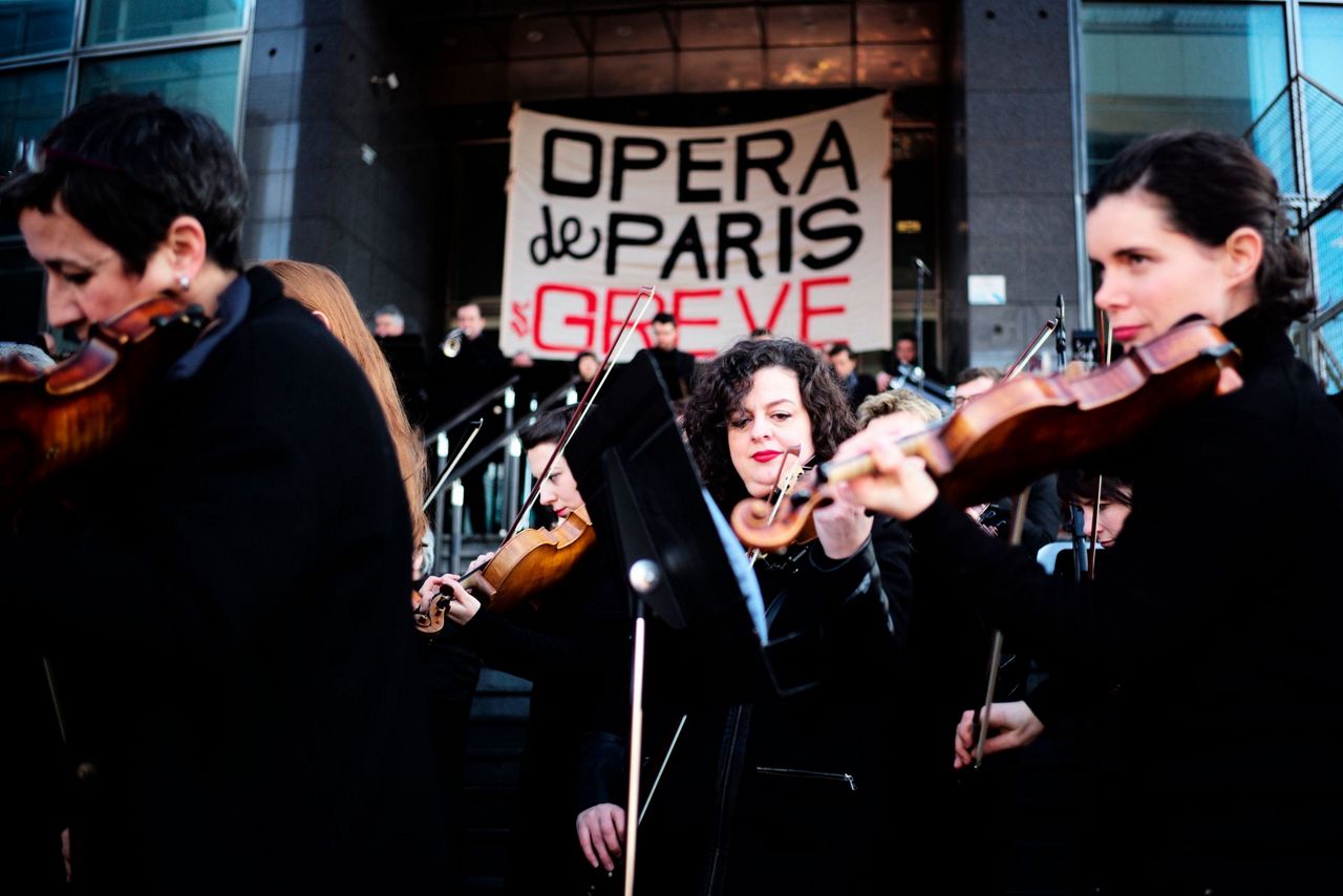 Sour notes for Macron from striking Paris Opera musicians