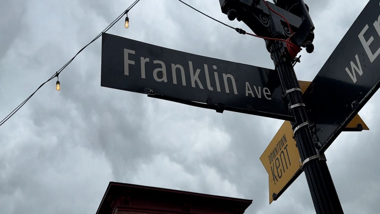 Kent businesses divided on Franklin Avenue’s summer status 