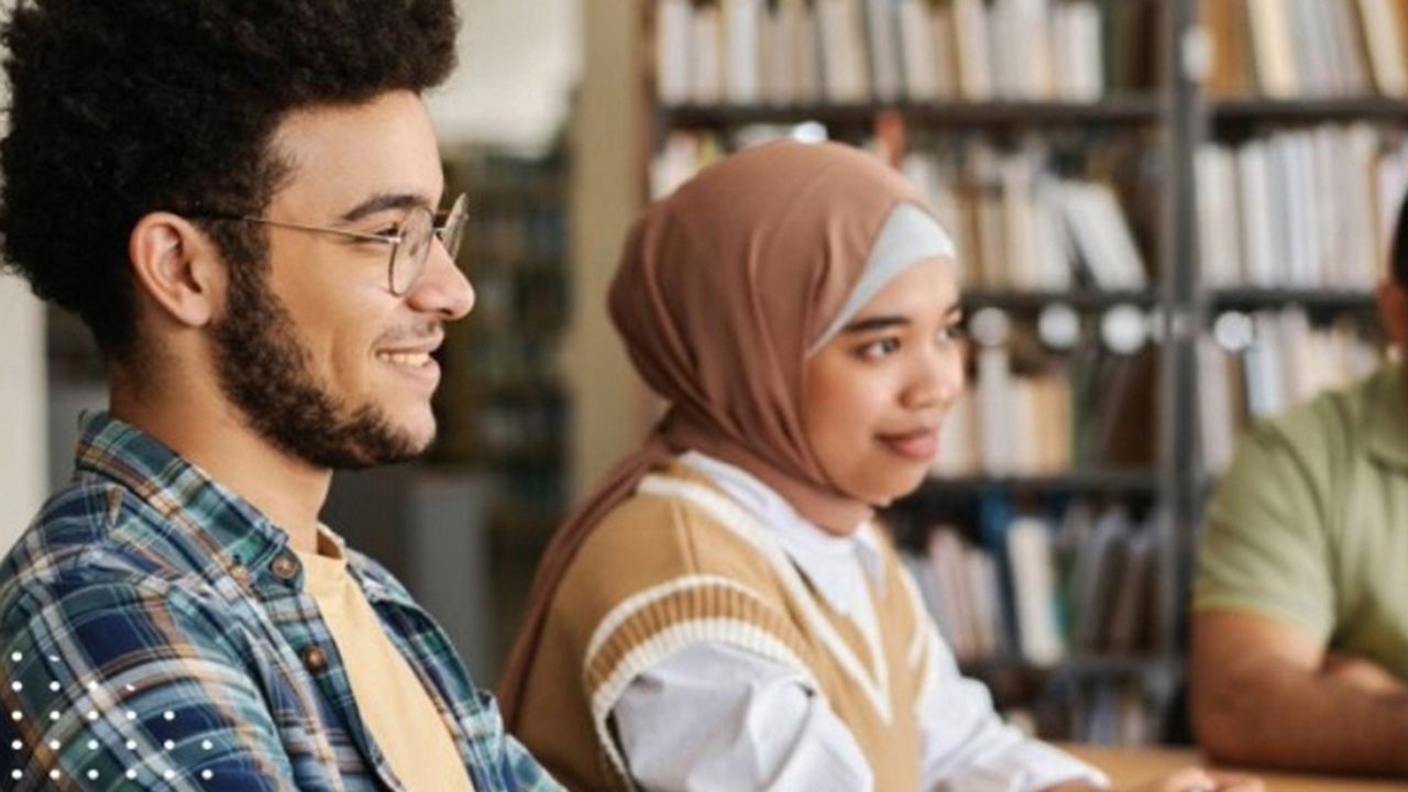 A new tuition-free program for refugees through WashU will start in May. (Photo courtesy of Washington University)