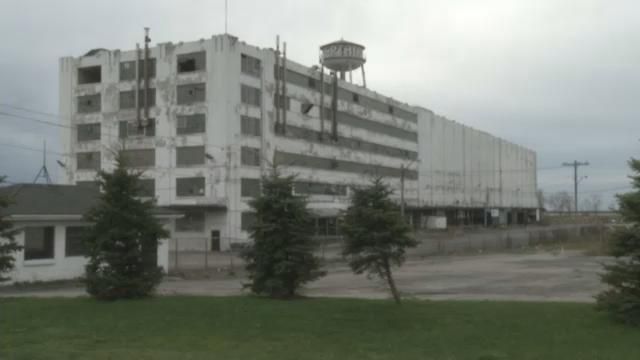 Planning Board Continues to Mull Future of Old Freezer Queen Site
