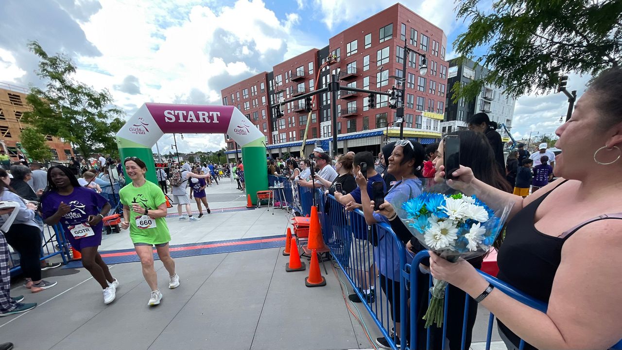 Hundreds to take part in Girls on the Run 5K in Worcester Sunday at Polar Park
