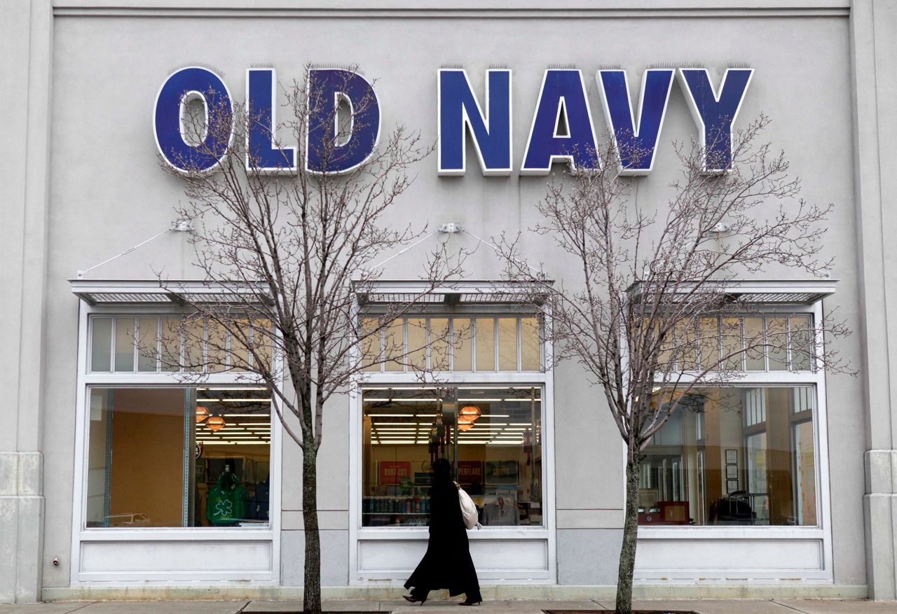 Gap dumps plans to spin off Old Navy as a separate entity