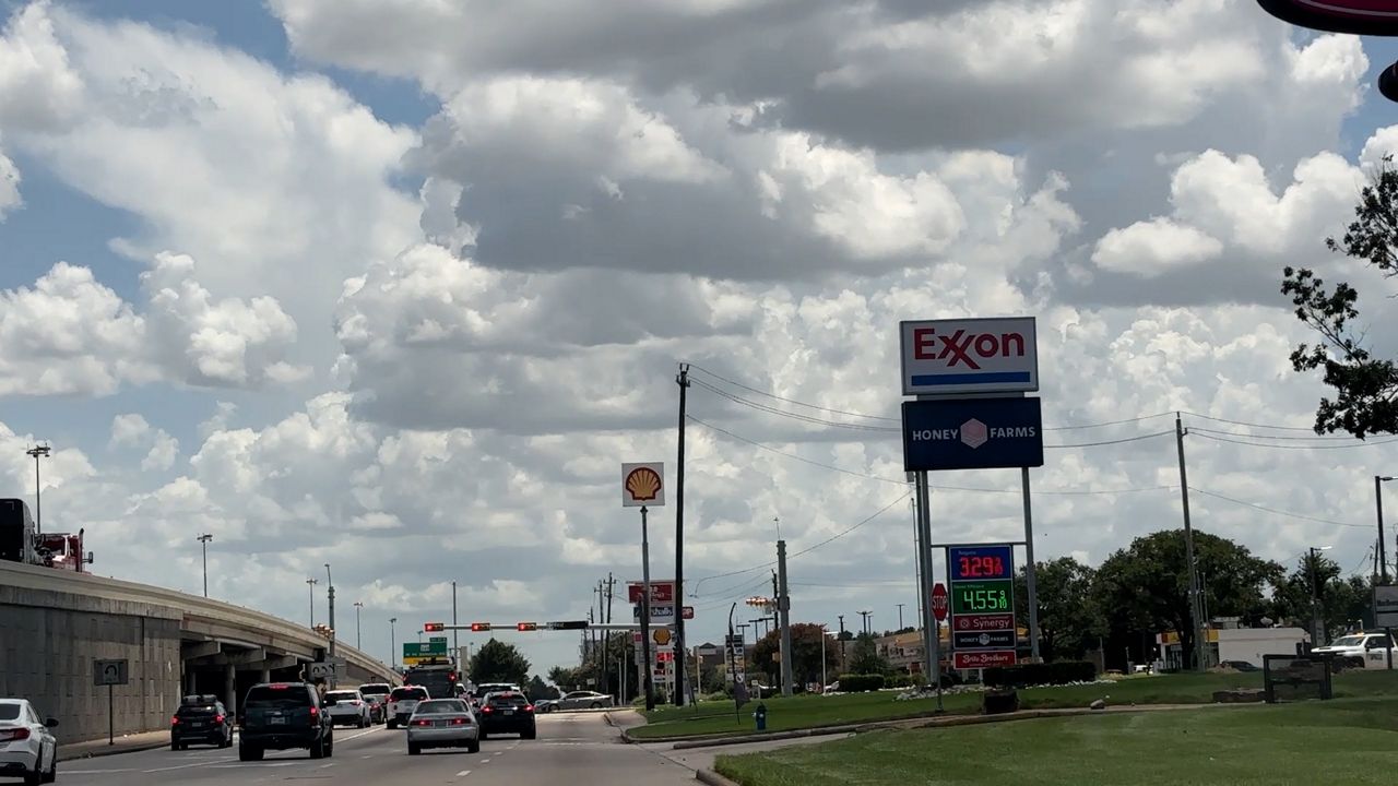 Texas oil expert weighs in on gas prices amid ongoing Middle East tensions