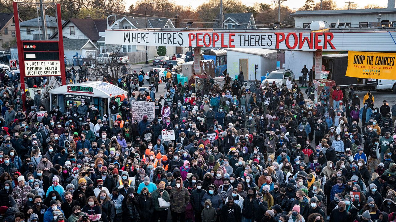 AP PHOTO CAPTION
