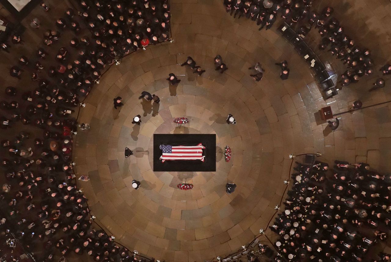 In Capitol, Bush remembered as 'great man' and 'gentle soul'