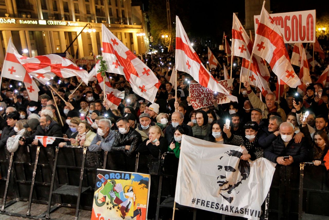 Thousands rally in Georgia to demand ex-president's release