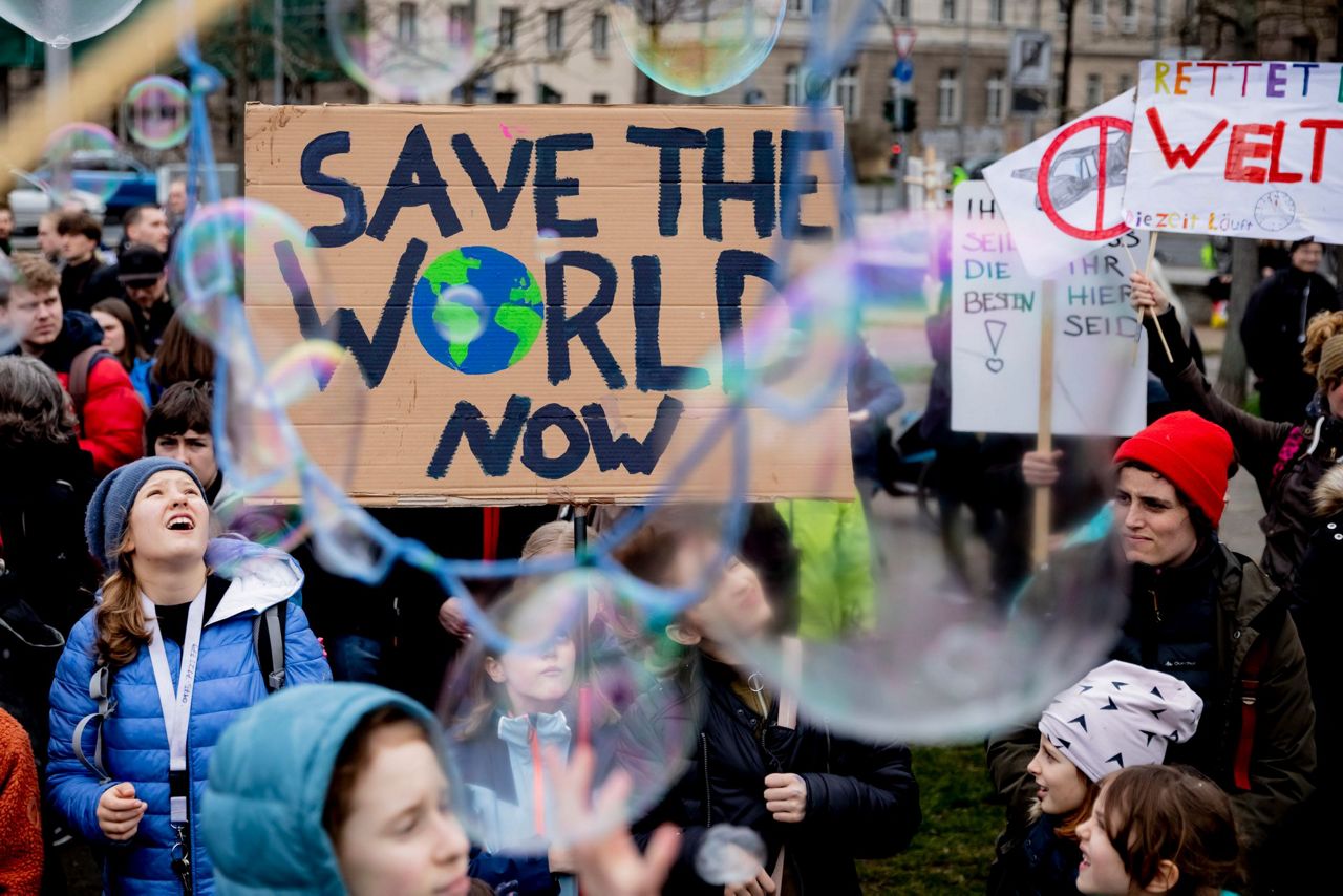 EU leaders postpone decision on 2050 climate goal to June