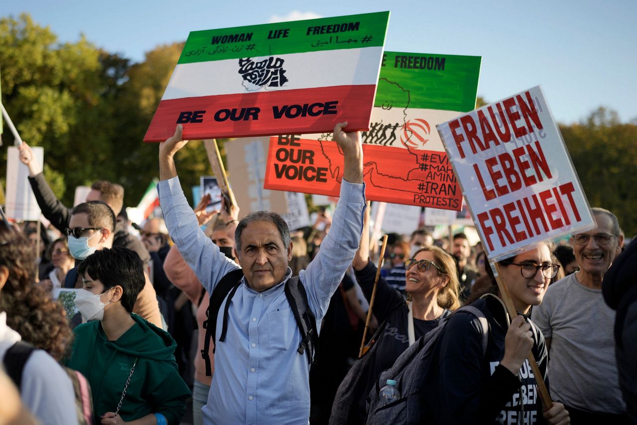 Protest against Iranian regime draws thousands in Berlin