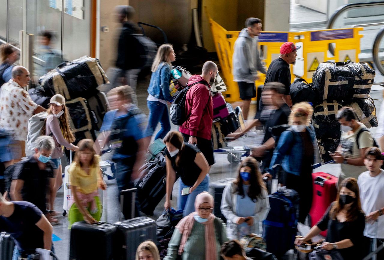 Over 1,000 Lufthansa flights canceled as staff strikes
