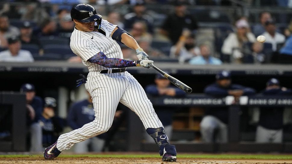 Stanton powers Yankees to 7-2 win over Rays