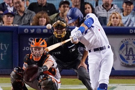 Los Angeles Dodgers catcher Will Smith hits a walk off three run home